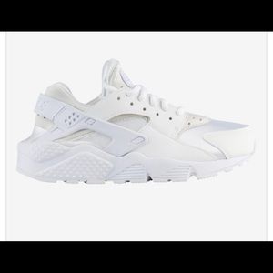 Women’s Nike Air Huarache White Size 6